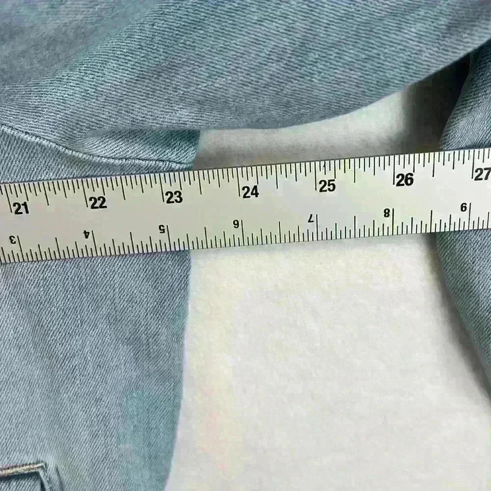 Boutique Jean Jacket Women's 1X Light Wash Blue Cotton/Spandex - Picture 9 of 9